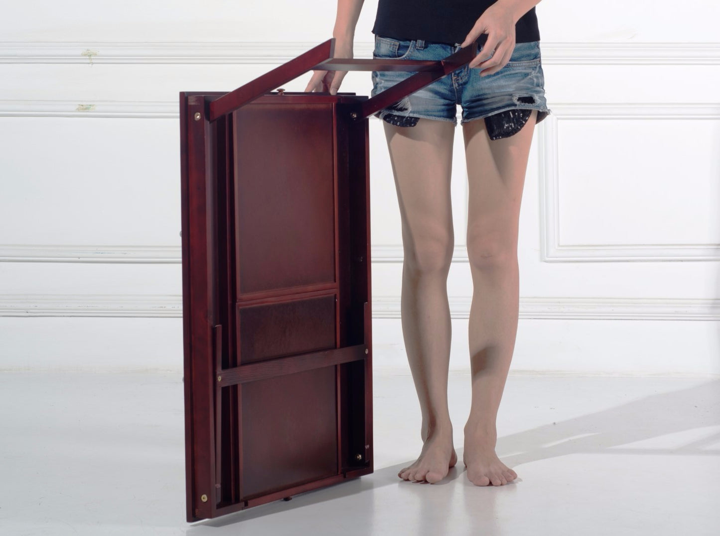 Table pour casse-tête avec rangement intégré.