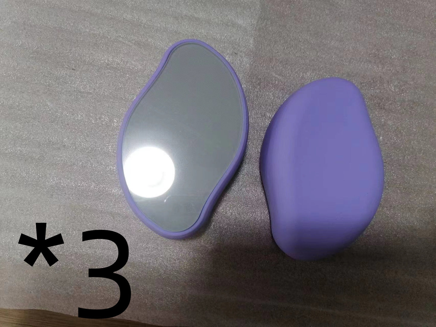 Rasoir en verre pour l'épilation et l'exfoliation, un outil pour enlever les poils.