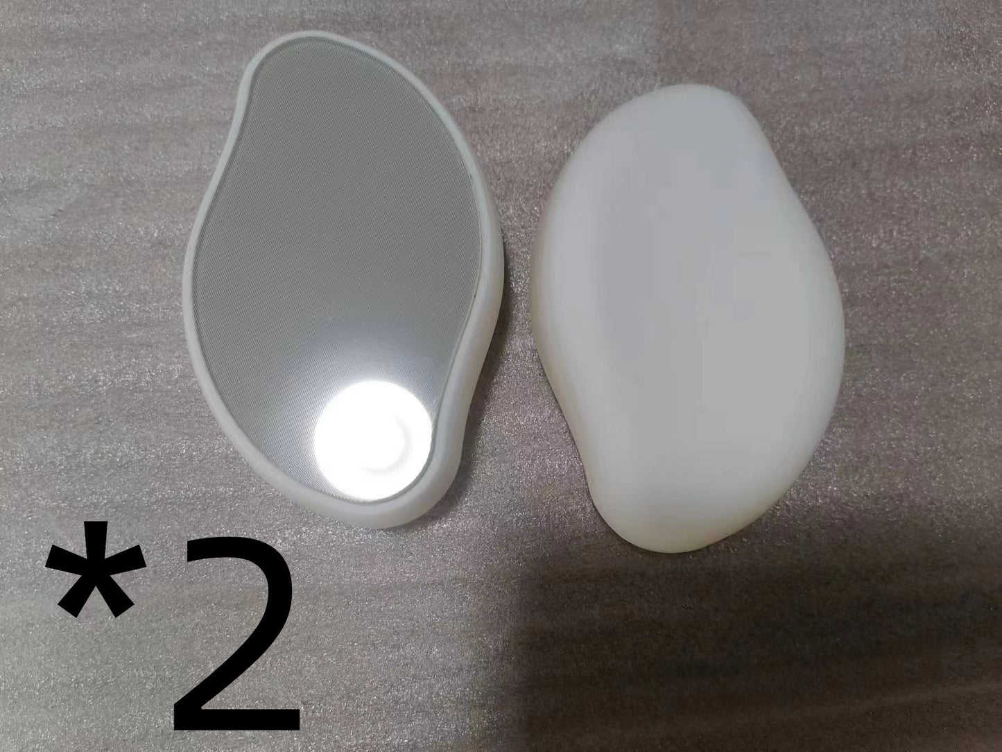 Rasoir en verre pour l'épilation et l'exfoliation, un outil pour enlever les poils.