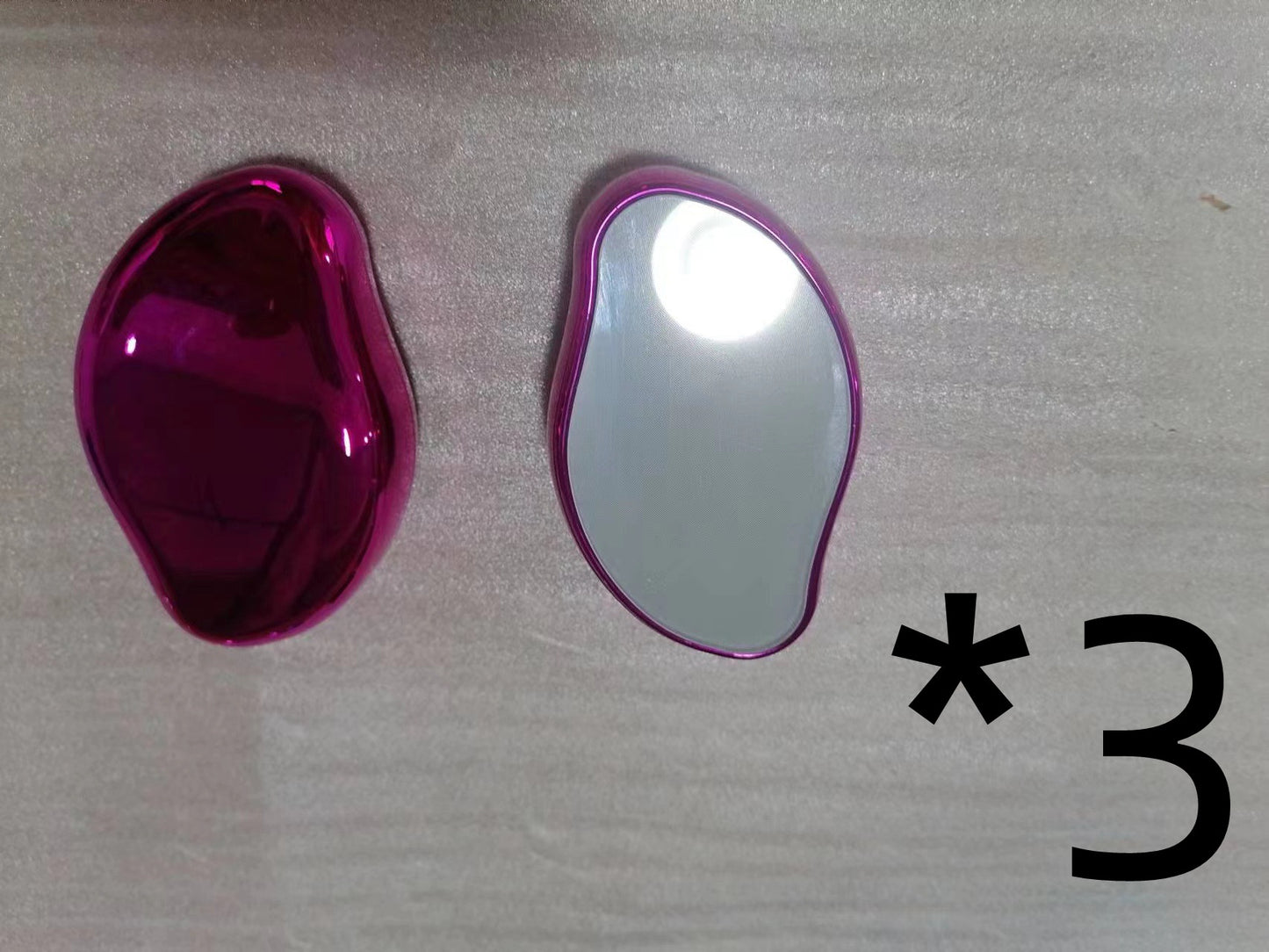 Rasoir en verre pour l'épilation et l'exfoliation, un outil pour enlever les poils.